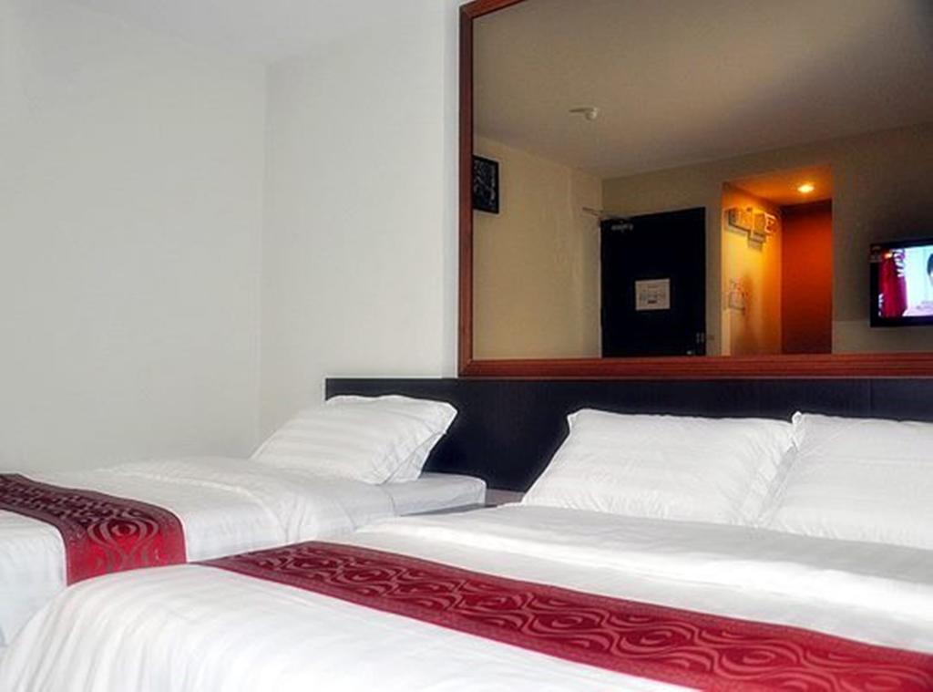 Goldenhill Hotel Kota Kinabalu Værelse billede